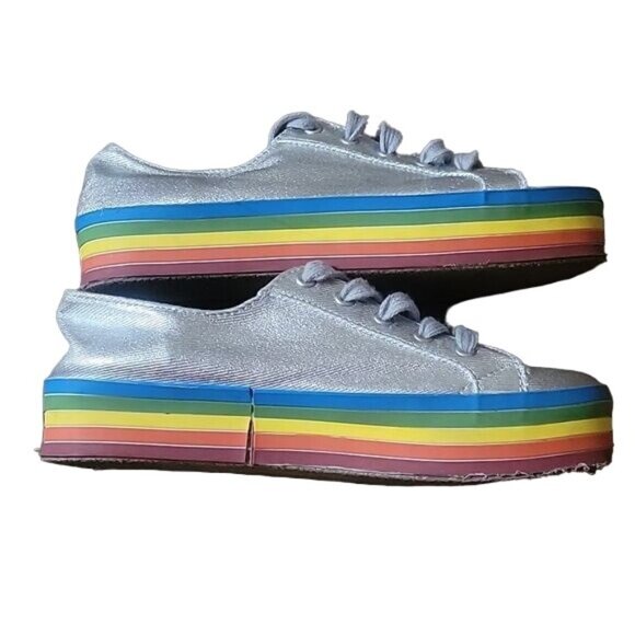 Silver Rainbow Stripe Platform Sneakers Art Class Womens Size 5 Canvas Casual Sh - Picture 2 of 7